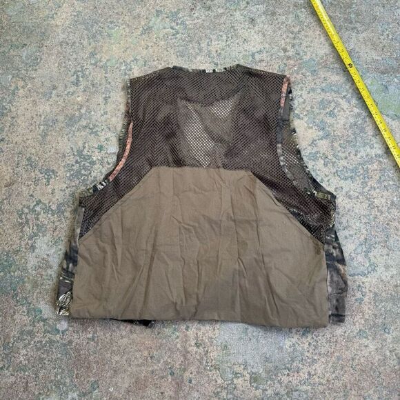 Mossy Oak Camouflage Hunting Lightweight Vest - Picture 4 of 4